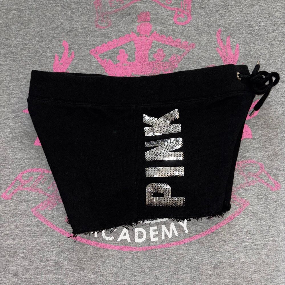 Victoria’s Secret PINK Palm Tree Sequin Bling Drawstring Shorts

Size Medium - Picture 7 of 8